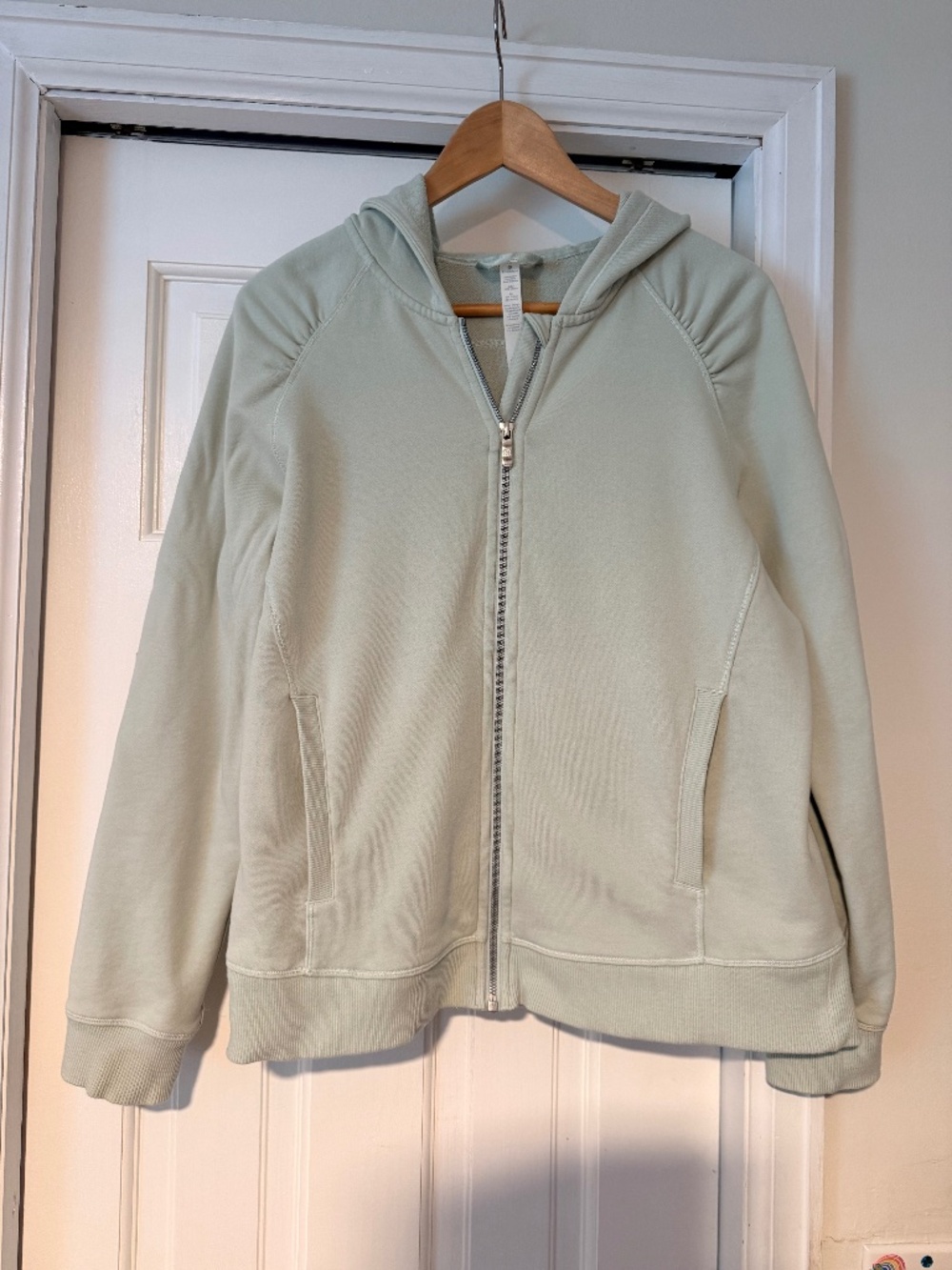 Like New Lululemon Scuba Full-Zip Hoodie classic fitted - Heathered Sage - 10